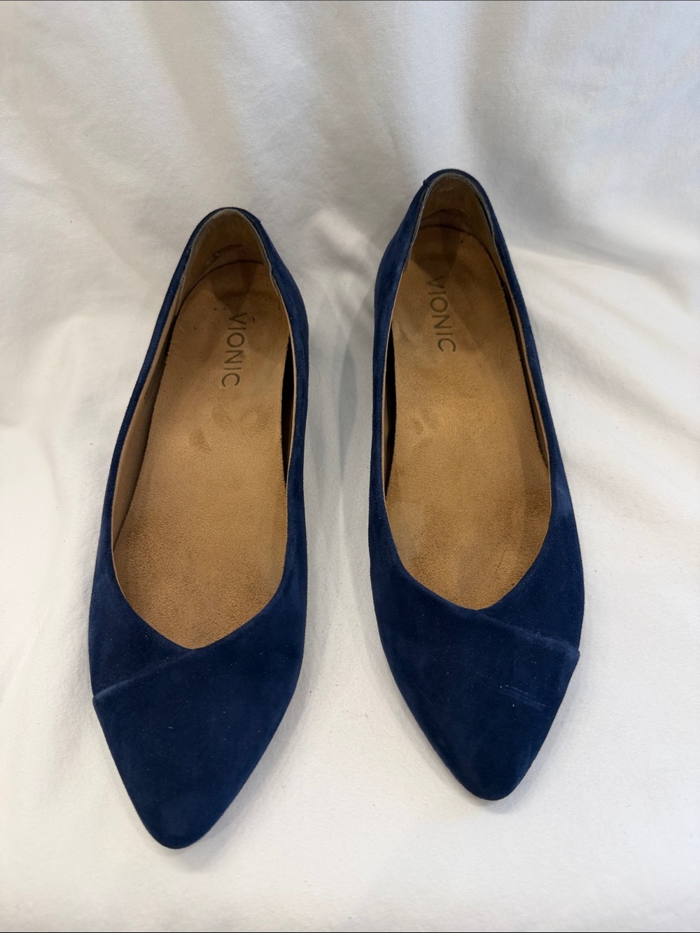 Vionic Navy Suede Pointed Ballet Flats